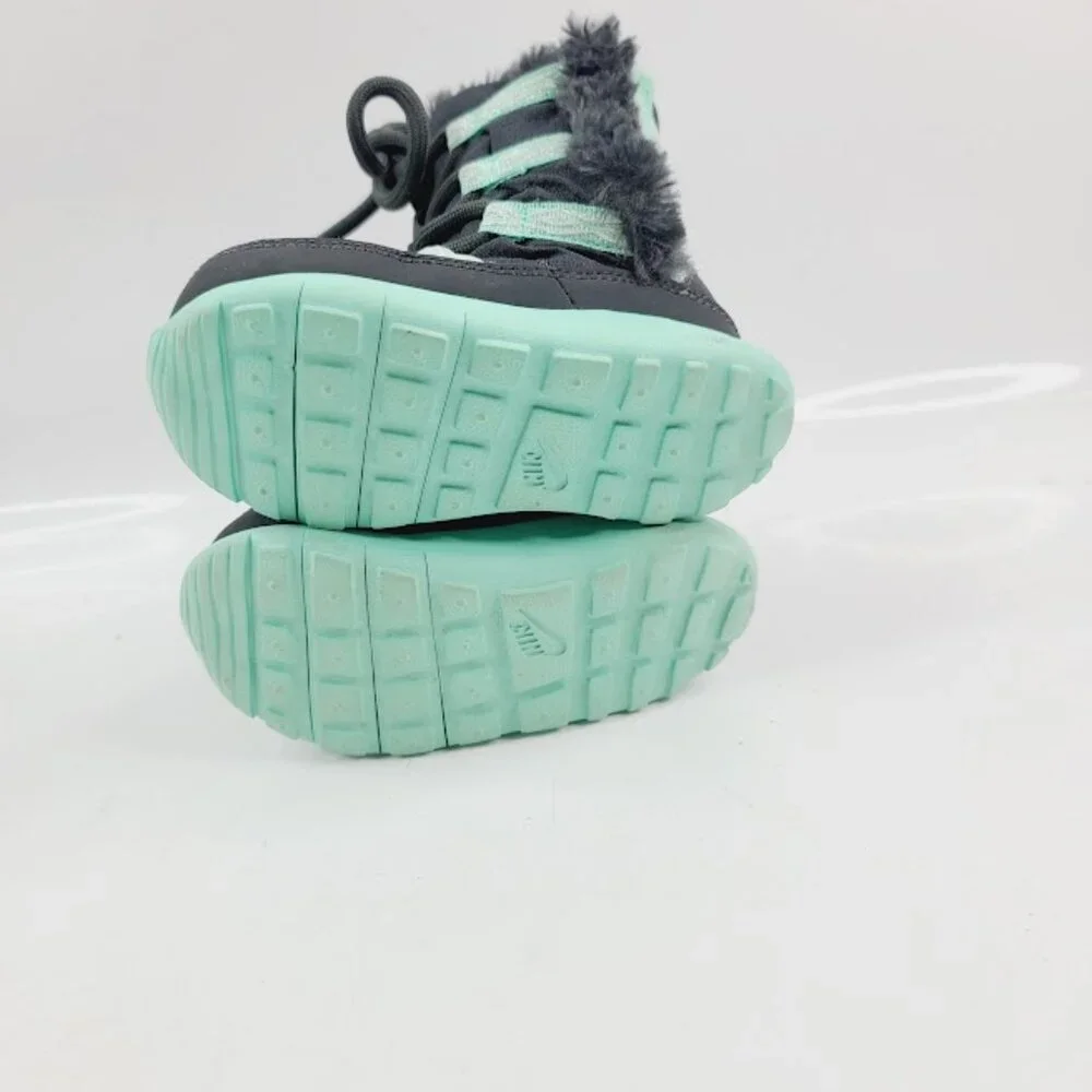 Nike Boy's Green Black Roshe One Hi 859416-002 Mid-Calf Winter Snow Boot Size 6C